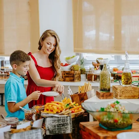 Hotel Louis St. Elias & Waterpark Protaras