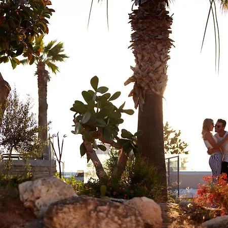 Louis St. Elias & Waterpark