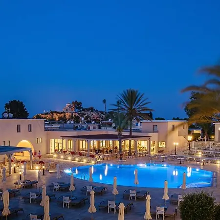 Louis St. Elias & Waterpark 4* פרוטאראס