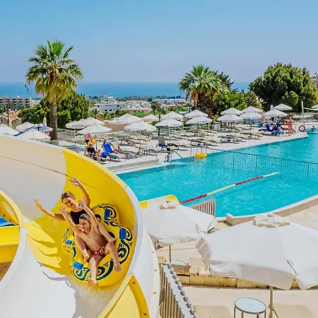 Hotel Louis St. Elias & Waterpark