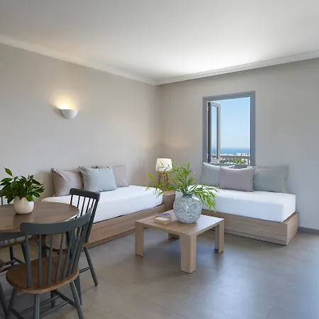 Louis St. Elias & Waterpark 4*