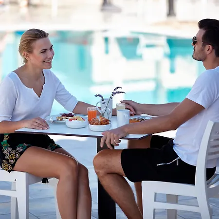 Louis St. Elias Resort&waterpark