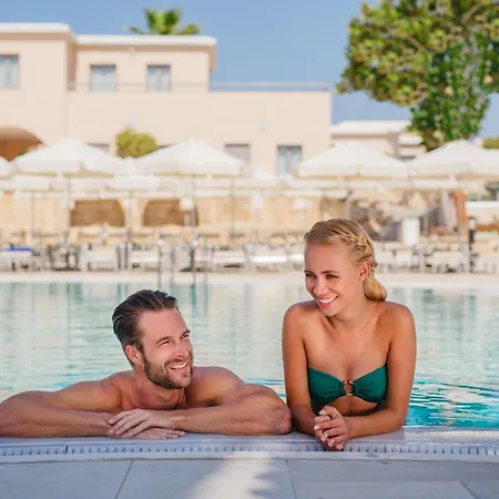 מלון Louis St. Elias & Waterpark 4*