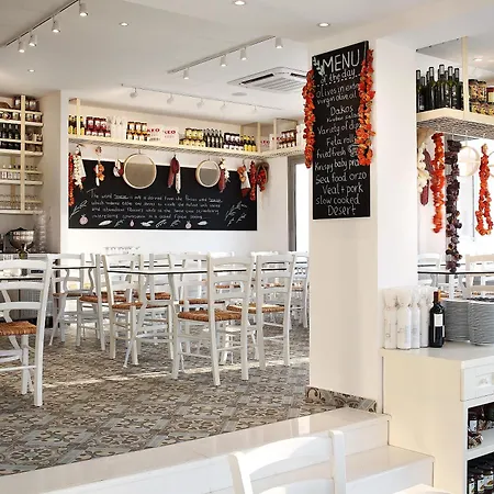 Hotel Louis St. Elias & Waterpark