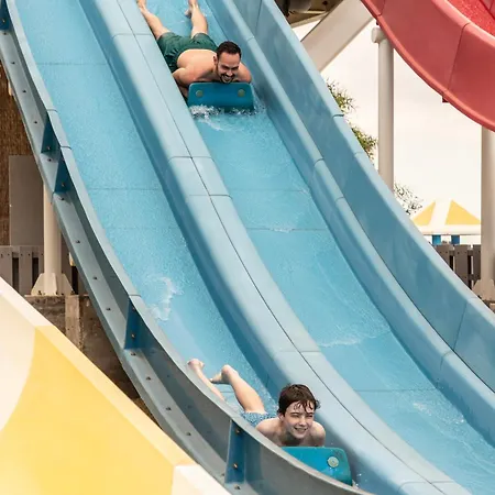Louis St. Elias & Waterpark Hotel 4*