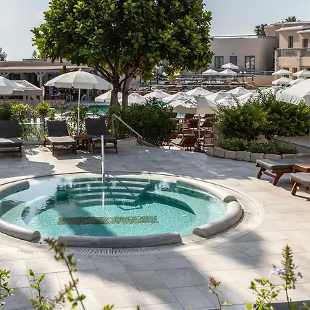 Louis St. Elias & Waterpark 4* Protaras