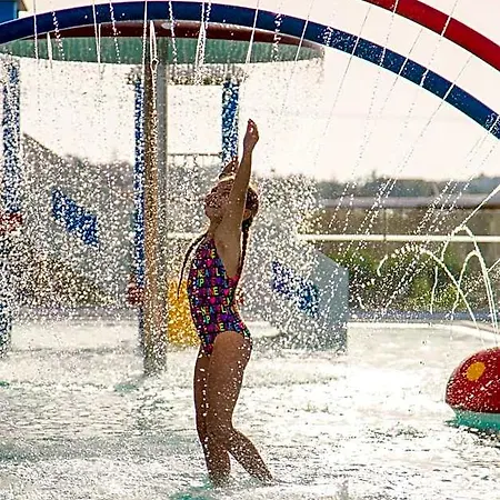 Hotel Louis St. Elias & Waterpark