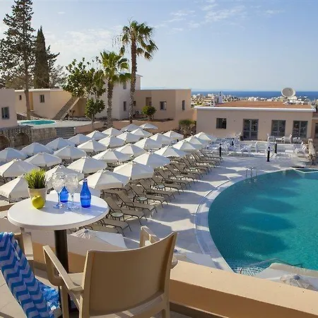 Louis St. Elias & Waterpark Отель 4*