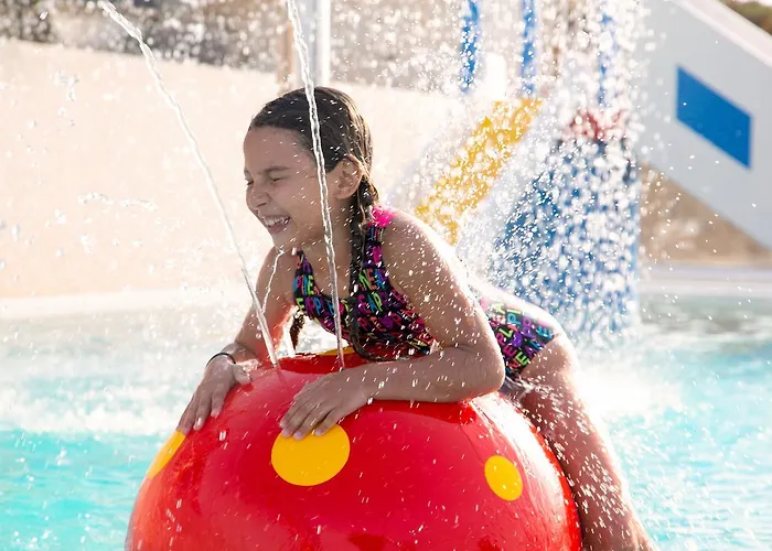 Louis St. Elias & Waterpark 4* Protaras