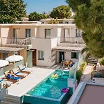 Louis St. Elias & Waterpark 4*